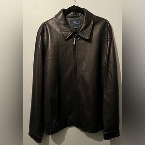 Brooks Brothers Men’s Black Leather Jacket XL in like new condition